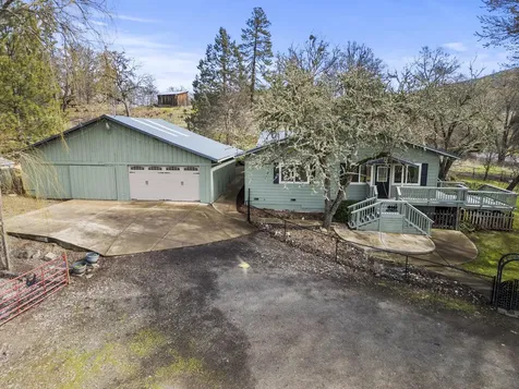 1305 Butte Falls Highway Eagle Point OR 97524