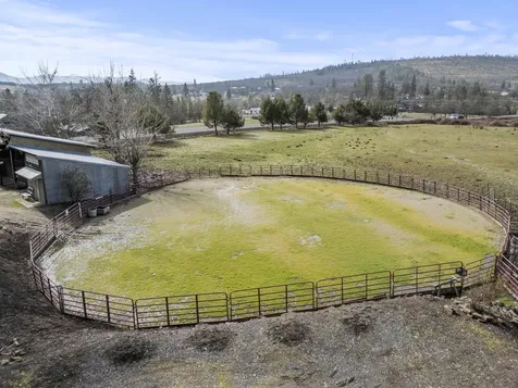 1305 Butte Falls Highway Eagle Point OR 97524