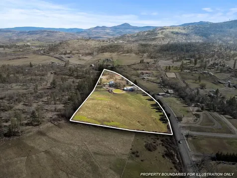 1305 Butte Falls Highway Eagle Point OR 97524