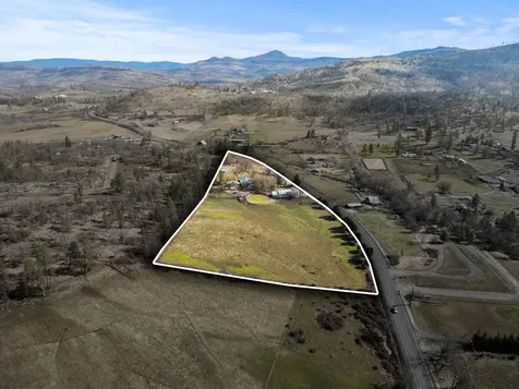 1305 Butte Falls Highway Eagle Point OR 97524