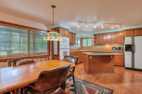 53939 Pine Grove Road La Pine OR 97739