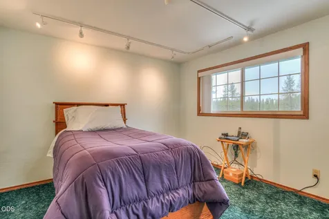 53939 Pine Grove Road La Pine OR 97739