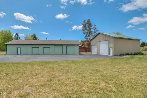 53939 Pine Grove Road La Pine OR 97739