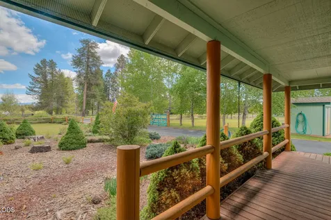 53939 Pine Grove Road La Pine OR 97739
