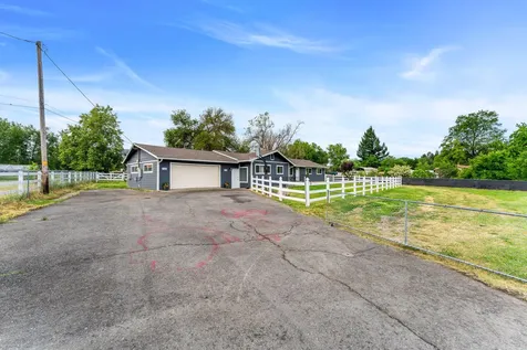 4675 Leonard Road Grants Pass OR 97527