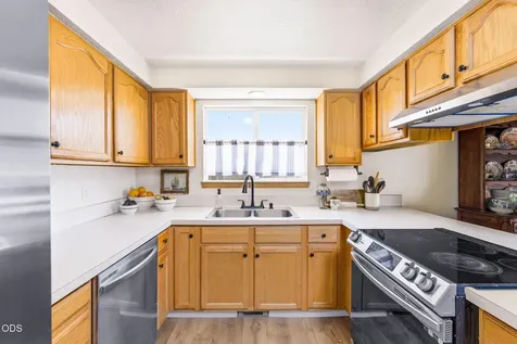 633 Cedar Street Independence OR 97351