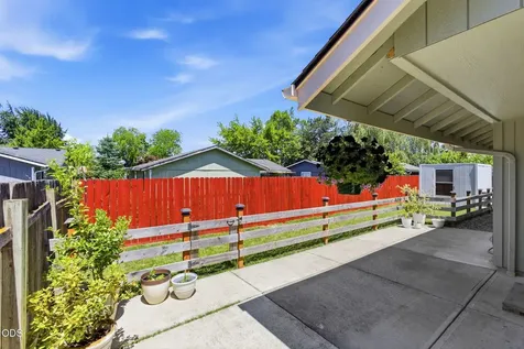 633 Cedar Street Independence OR 97351