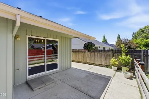 633 Cedar Street Independence OR 97351