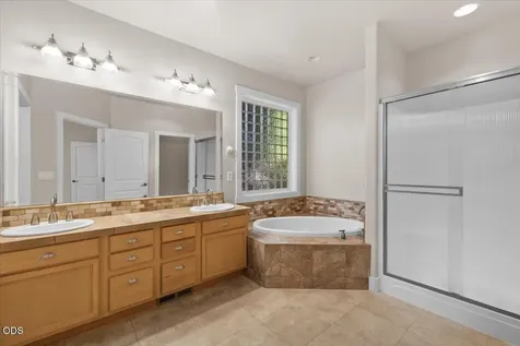 3880 Crystal Springs Drive Medford OR 97504