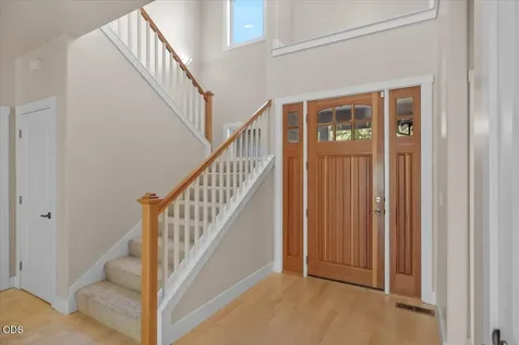 3880 Crystal Springs Drive Medford OR 97504