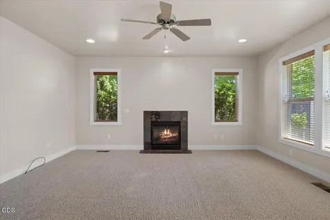 3880 Crystal Springs Drive Medford OR 97504