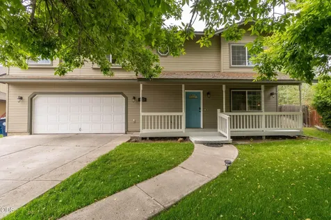 923 NW 22nd Court Redmond OR 97756