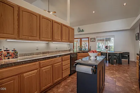 1025 Anglers Place Shady Cove OR 97539