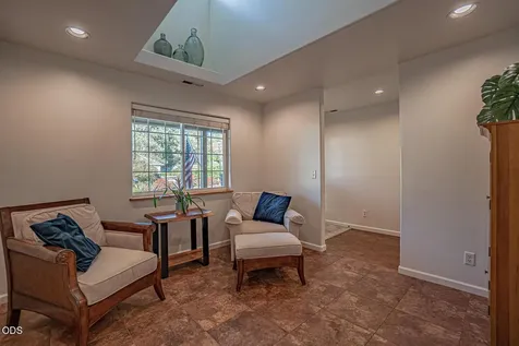 1025 Anglers Place Shady Cove OR 97539