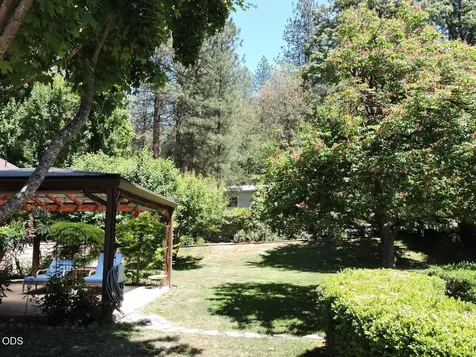 1025 Anglers Place Shady Cove OR 97539