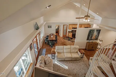 1025 Anglers Place Shady Cove OR 97539