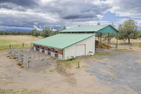 24585 Dodds Road Bend OR 97701