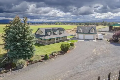 24585 Dodds Road Bend OR 97701