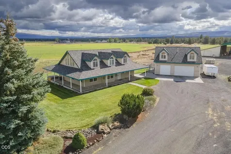 24585 Dodds Road Bend OR 97701
