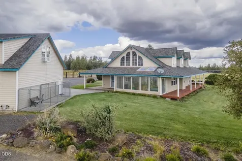24585 Dodds Road Bend OR 97701