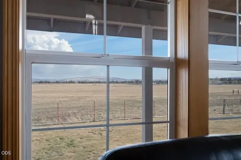 24585 Dodds Road Bend OR 97701