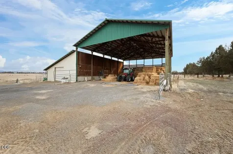 24585 Dodds Road Bend OR 97701