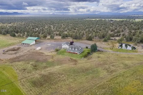 24585 Dodds Road Bend OR 97701