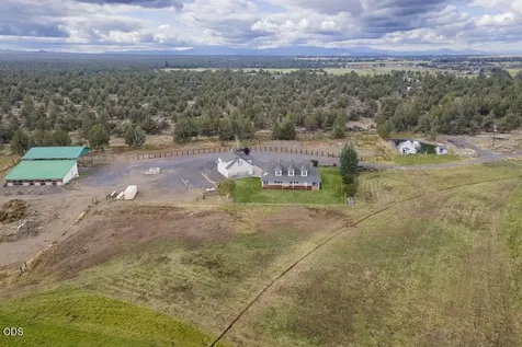 24585 Dodds Road Bend OR 97701