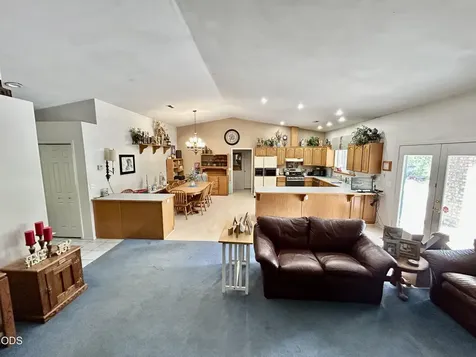 2075 SW Allen Creek Road Grants Pass OR 97527