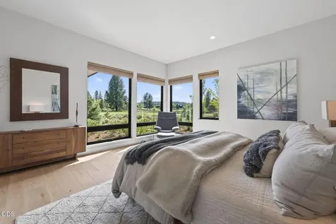 61591 Hosmer Lake Drive Bend OR 97702