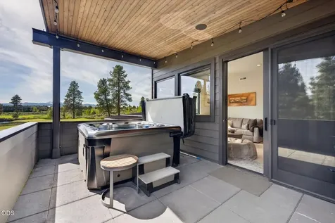 61591 Hosmer Lake Drive Bend OR 97702