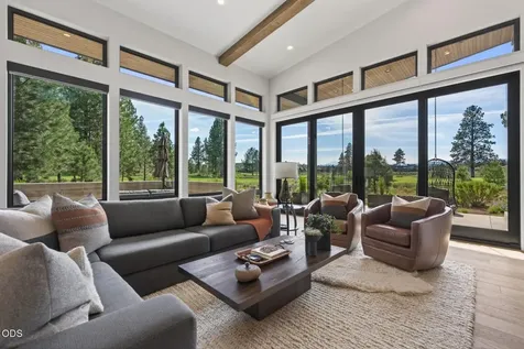 61591 Hosmer Lake Drive Bend OR 97702