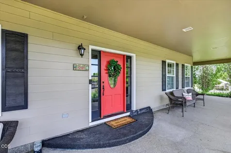 1760 Minear Road Medford OR 97501