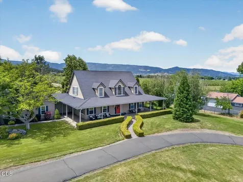 1760 Minear Road Medford OR 97501