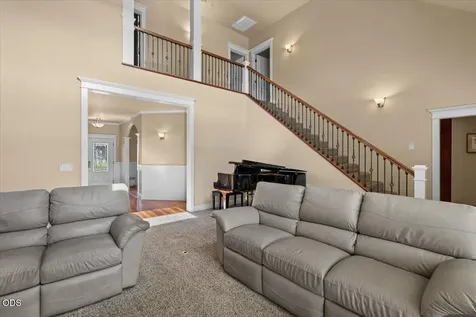 928 Buck Point Street Central Point OR 97502