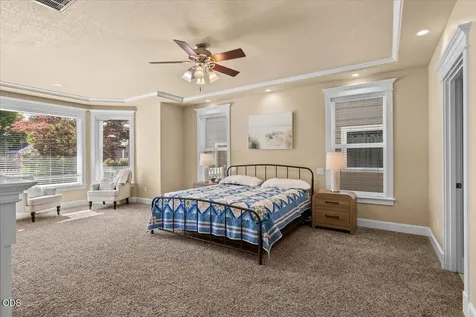928 Buck Point Street Central Point OR 97502