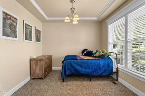 928 Buck Point Street Central Point OR 97502