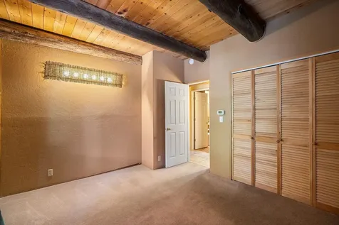 19078 Choctaw Road Bend OR 97702