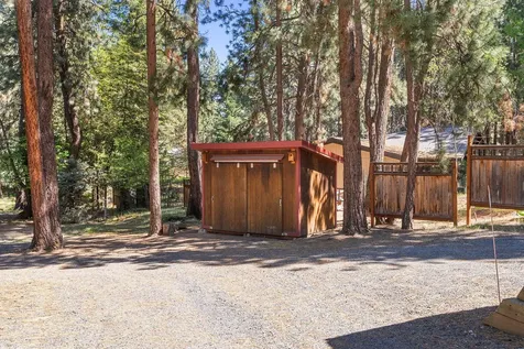 19078 Choctaw Road Bend OR 97702