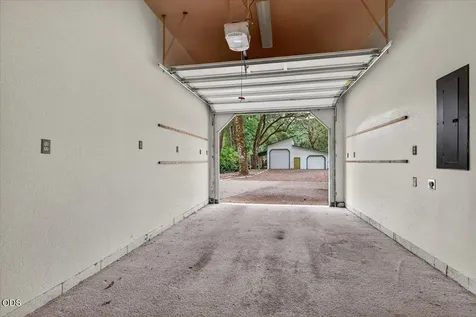 2204 Lampman Road Gold Hill OR 97525