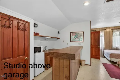 2204 Lampman Road Gold Hill OR 97525