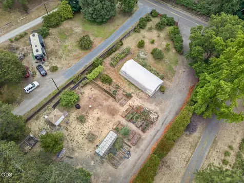 2204 Lampman Road Gold Hill OR 97525