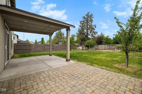 21278 SE Daylily Avenue Bend OR 97702