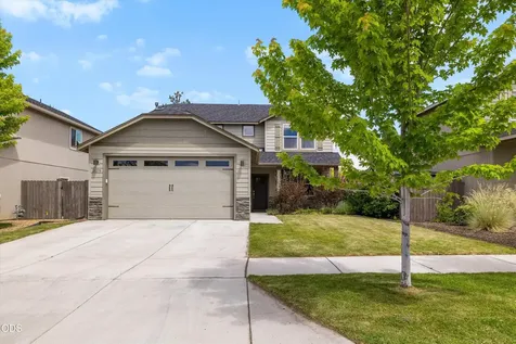 21278 SE Daylily Avenue Bend OR 97702