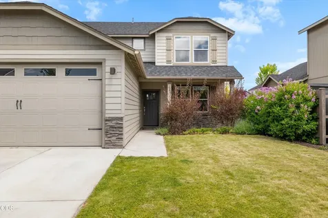 21278 SE Daylily Avenue Bend OR 97702