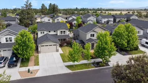 21278 SE Daylily Avenue Bend OR 97702