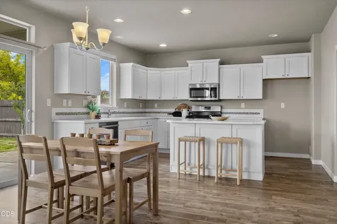 21278 SE Daylily Avenue Bend OR 97702