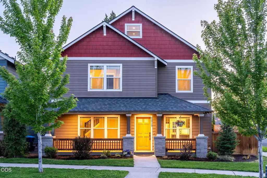 62719 Hawkview Road Bend OR 97701