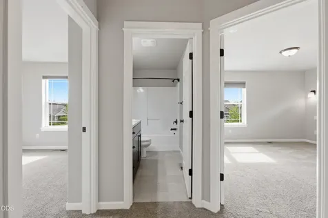 62719 Hawkview Road Bend OR 97701