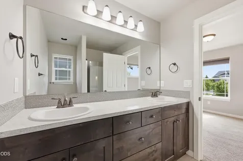 62719 Hawkview Road Bend OR 97701